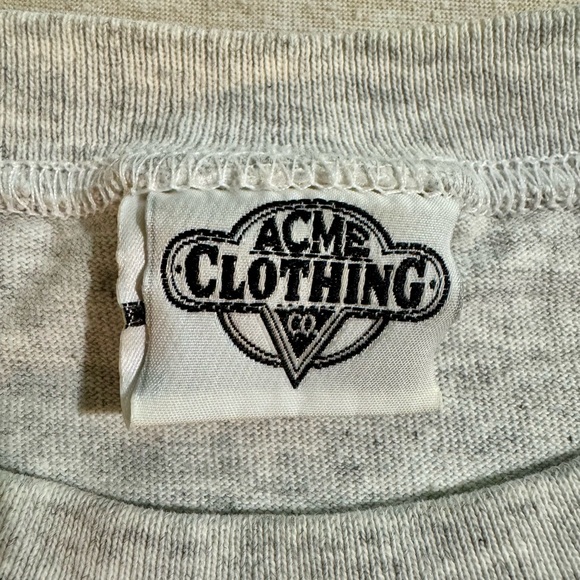 Vintage 1991 T-Shirt with Marvin the Martian - Picture 3 of 5